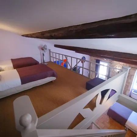 Le Mas De Gleyzes - Maison & Table D'Hotes Avec Piscine Ledenon