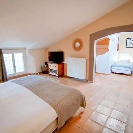 Le Mas De Gleyzes - Maison & Table D'Hotes Avec Piscine 3* Ledenon