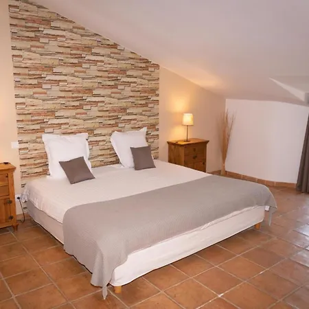 Le Mas De Gleyzes - Maison & Table D'Hotes Avec Piscine