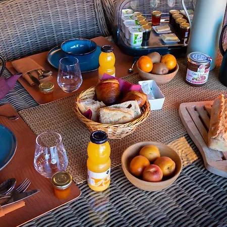 Le Mas De Gleyzes - Maison & Table D'Hotes Avec Piscine Отель типа 