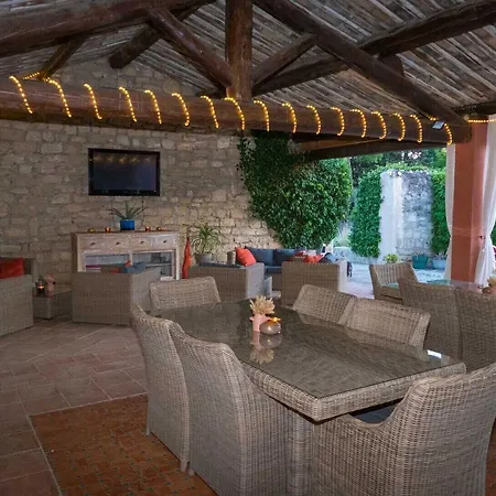 De Gleyzes - Maison & Table D'hotes Avec Piscine 3* 레드넌