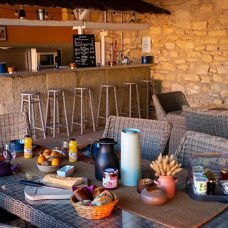 De Gleyzes - Maison & Table D'hotes Avec Piscine B&B 3*