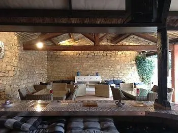 Le Mas De Gleyzes - Maison & Table D'Hotes Avec Piscine Отель типа 