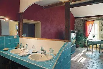 Bed & Breakfast Le Mas De Gleyzes - Charme Authentique & Detente Avec Piscine 4*