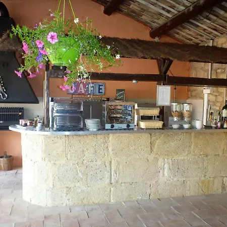 De Gleyzes De Charme Frühstückspension Lédenon