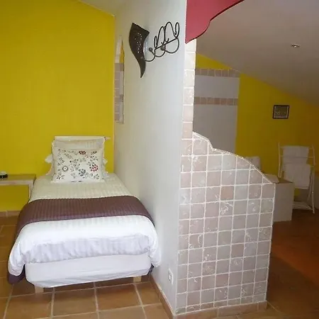Frühstückspension De Gleyzes De Charme 4*