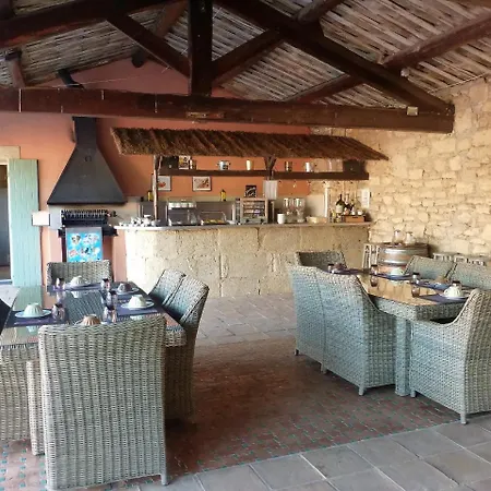 De Gleyzes De Charme Bed & Breakfast Ledenon