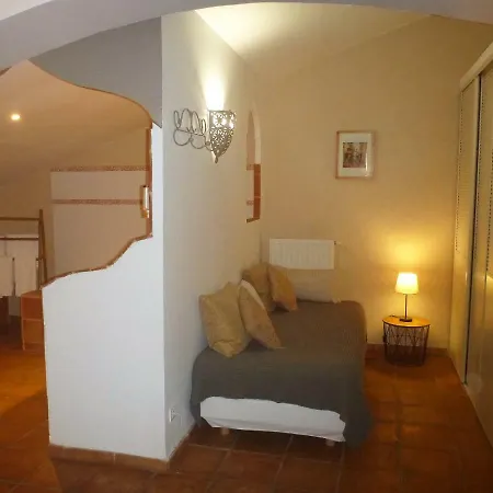 Bed & Breakfast De Gleyzes De Charme 4*